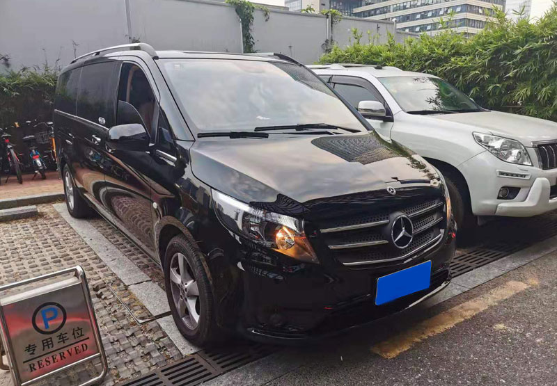 奔馳威霆7座豪華商務